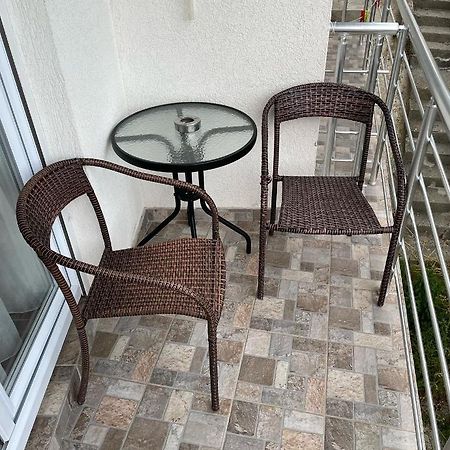 Apartman Ail 2 ウルツィニ エクステリア 写真