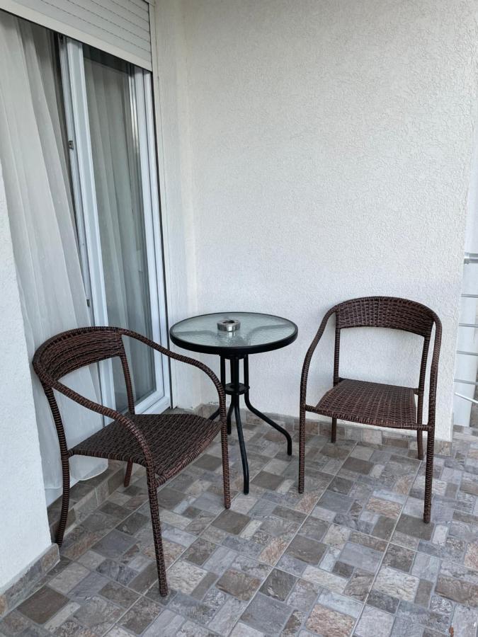 Apartman Ail 2 ウルツィニ エクステリア 写真