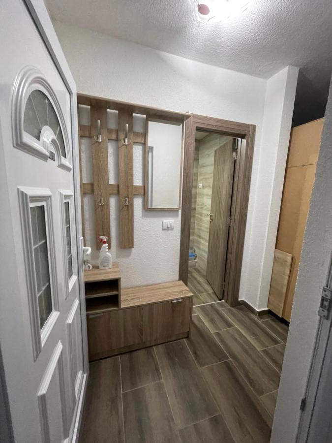 Apartman Ail 2 ウルツィニ エクステリア 写真