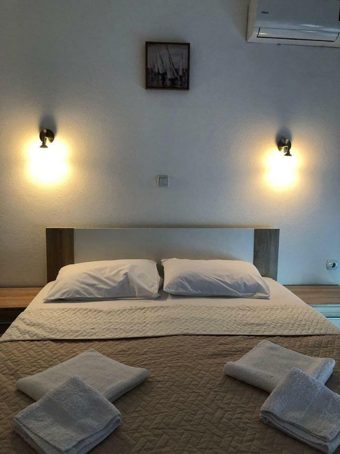 Apartman Ail 2 ウルツィニ エクステリア 写真